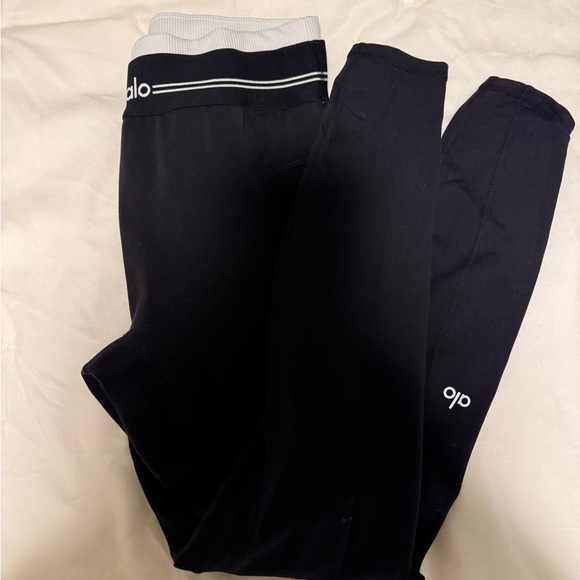 ALO Yoga Better Together Leggings - Picture 3 of 3